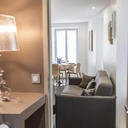 Le Clos St Louis アパート