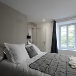 Le Clos St Louis