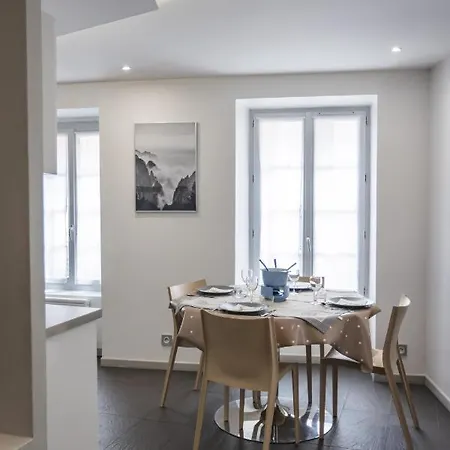 Daire Le Clos St Louis *