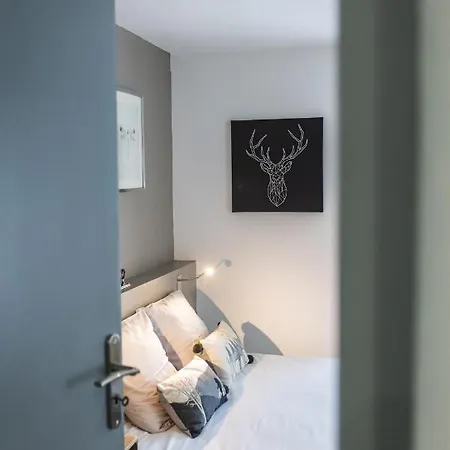 Le Clos St Louis Apartment *